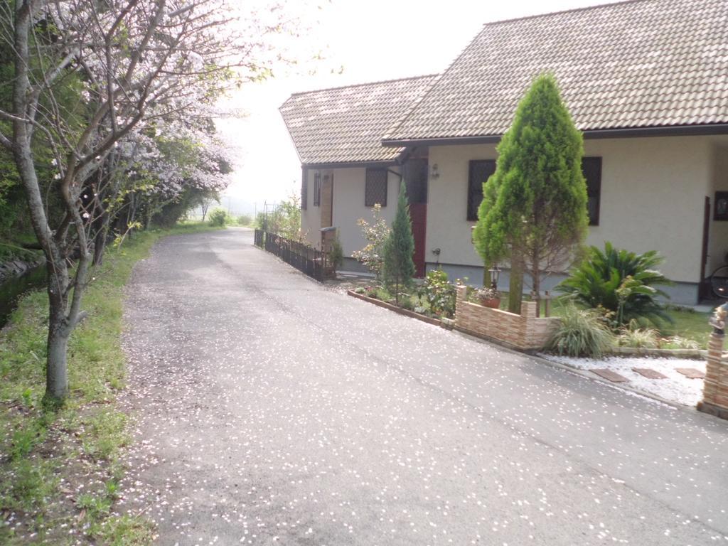 Minshuku Hoshi No Sumika Hotel Shibushi Buitenkant foto