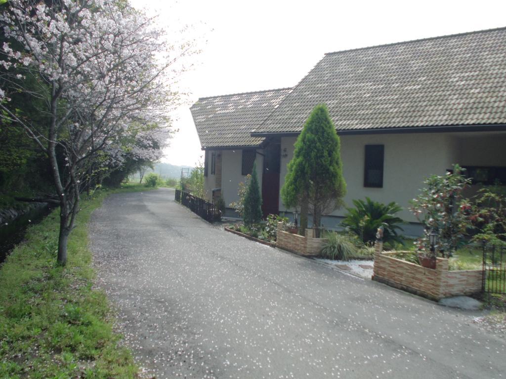 Minshuku Hoshi No Sumika Hotel Shibushi Buitenkant foto